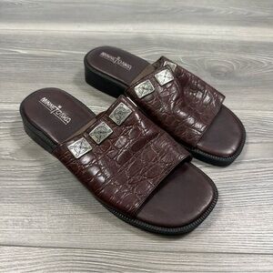 Minnetonka Brown Leather Slide Sandals Silver Western Buckle Detail Size 7